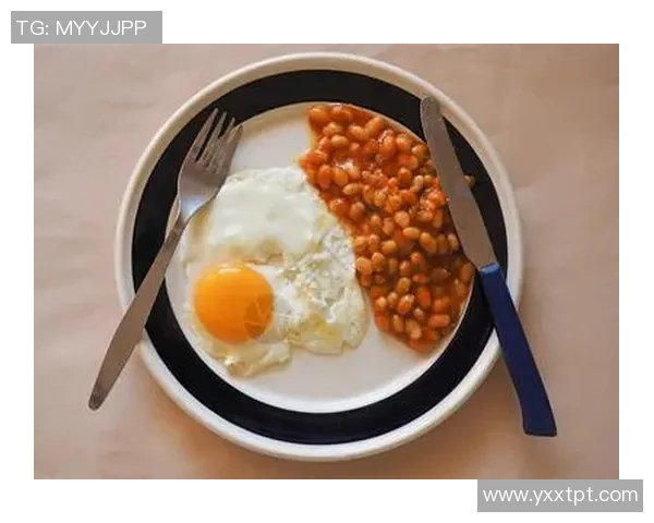 足球明星的营养早餐揭秘：助力赛场表现的能量来源与健康搭配秘诀