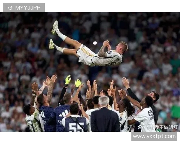 连过11人破门的足球传奇球星盘点及精彩瞬间回顾